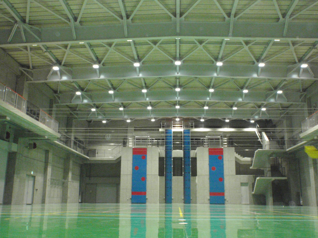 消防学校屋内練習場電気工事